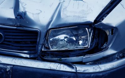 Dader rijdt door na aanrijding: bestaat recht op vergoeding?